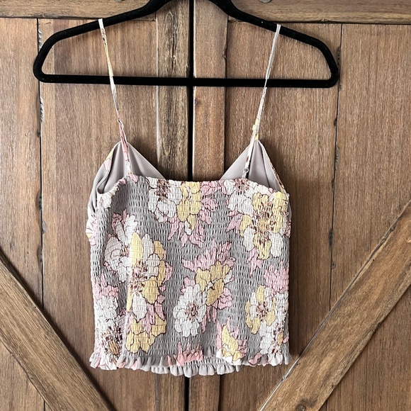 Aritzia Wilfred Ballet Smocked Camisole Tank Top Basalt Grey/Poetic Pink Size M - Picture 3 of 8